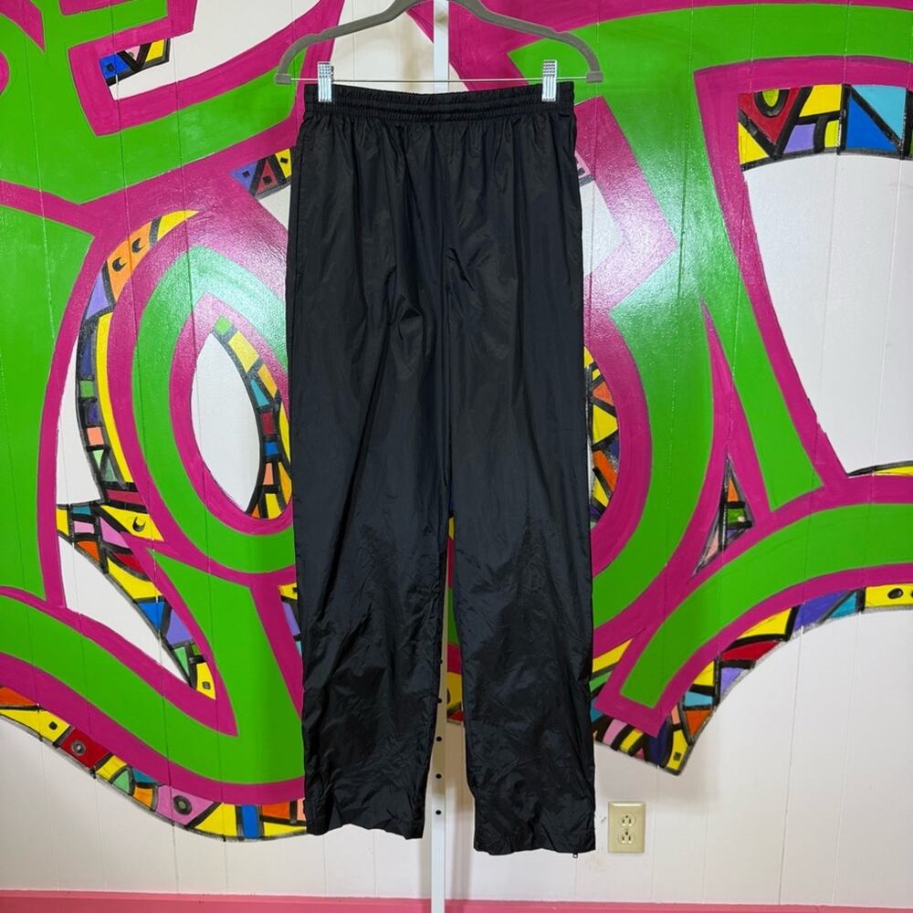 Columbia Black Windbreaker Waterproof Athletic Pants. Size Small. Excellent cond